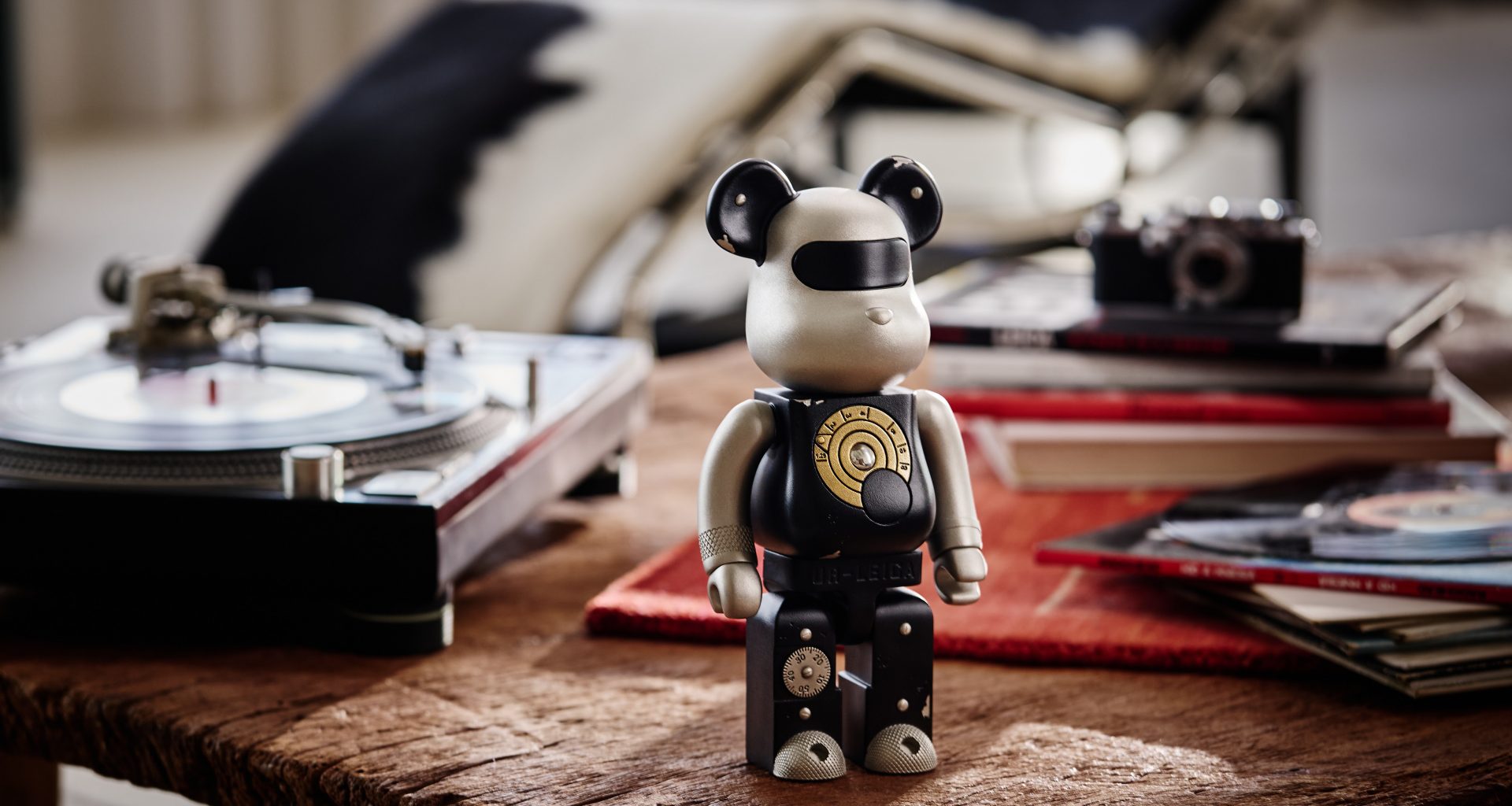 Leica Celebrates 100 Years of Leica I with Exclusive BE@RBRICK x Royal Selangor Collaboration - Alvinology
