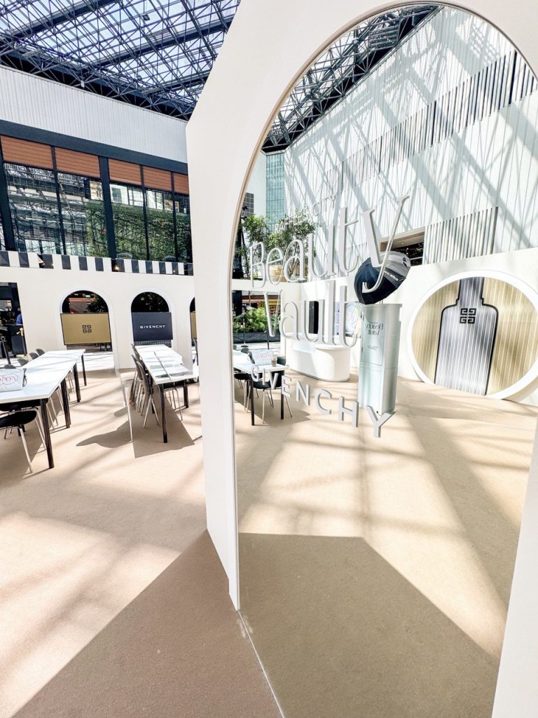 Raffles City Unlocks a World of Luxury with the Return of Beauty Vault 2025 - Alvinology