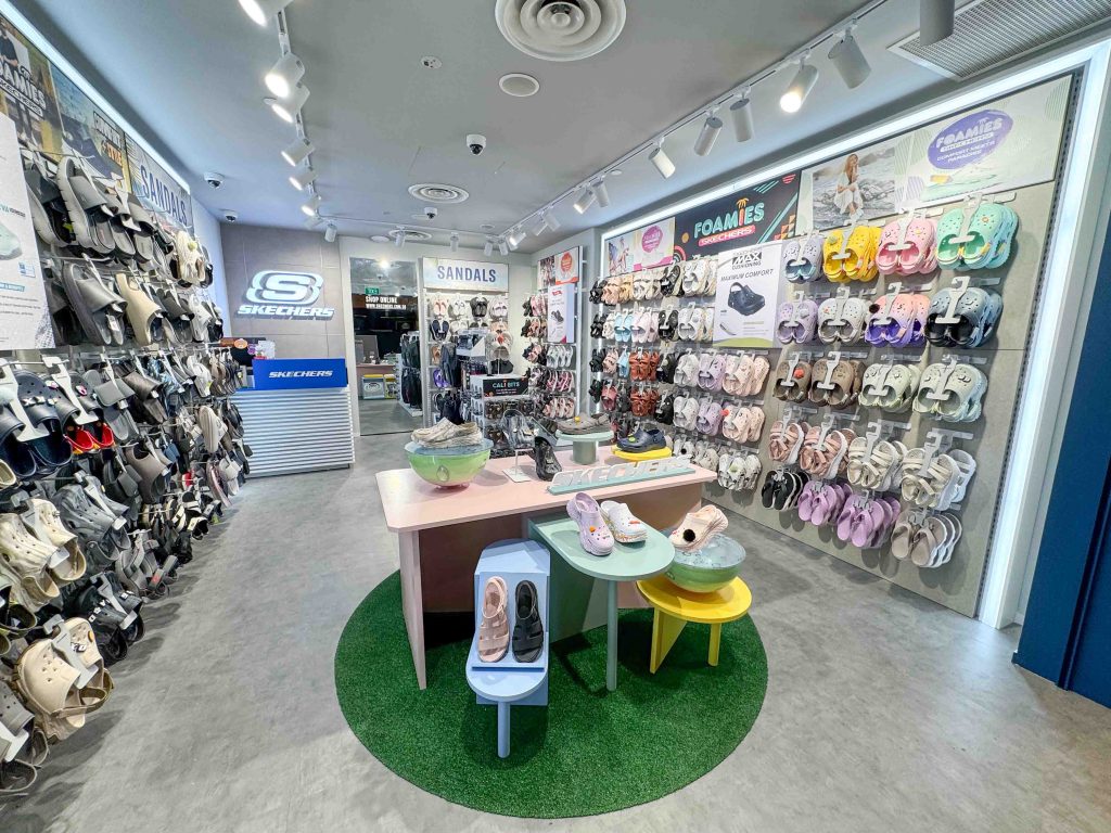 Skechers Debuts First-Ever Foamies Concept Store at SingPost Centre, Launches New Colourways Skechers Debuts First-Ever Foamies Concept Store at SingPost Centre, Launches New Colourways - Alvinology