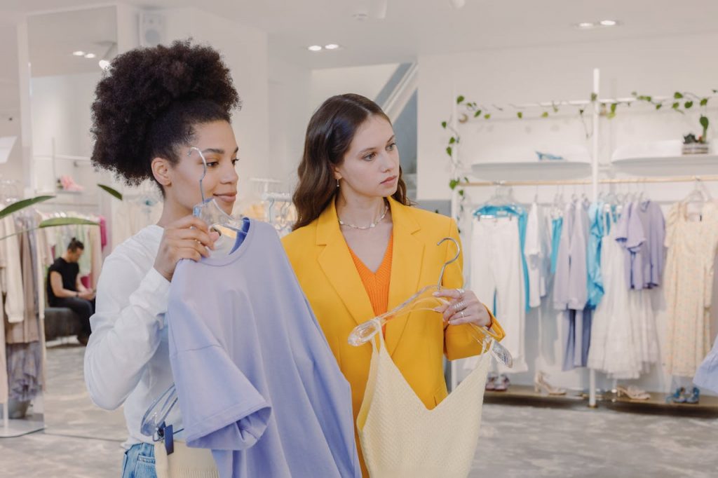 Simple Fashion Choices That Reflect Your Personality - Alvinology