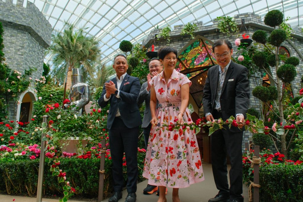 Step Into a Floral Fairytale: King Arthur and 15,000 Roses Bloom at Gardens by the Bay - Alvinology
