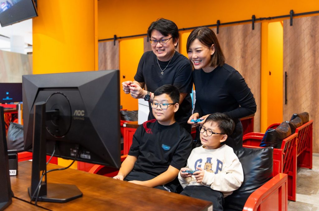 Singapore’s Largest Console Esports Stadium Opens at Bugis+: Gamer’s Guild by EVO Amusement Levels Up the Local Gaming Scene - Alvinology