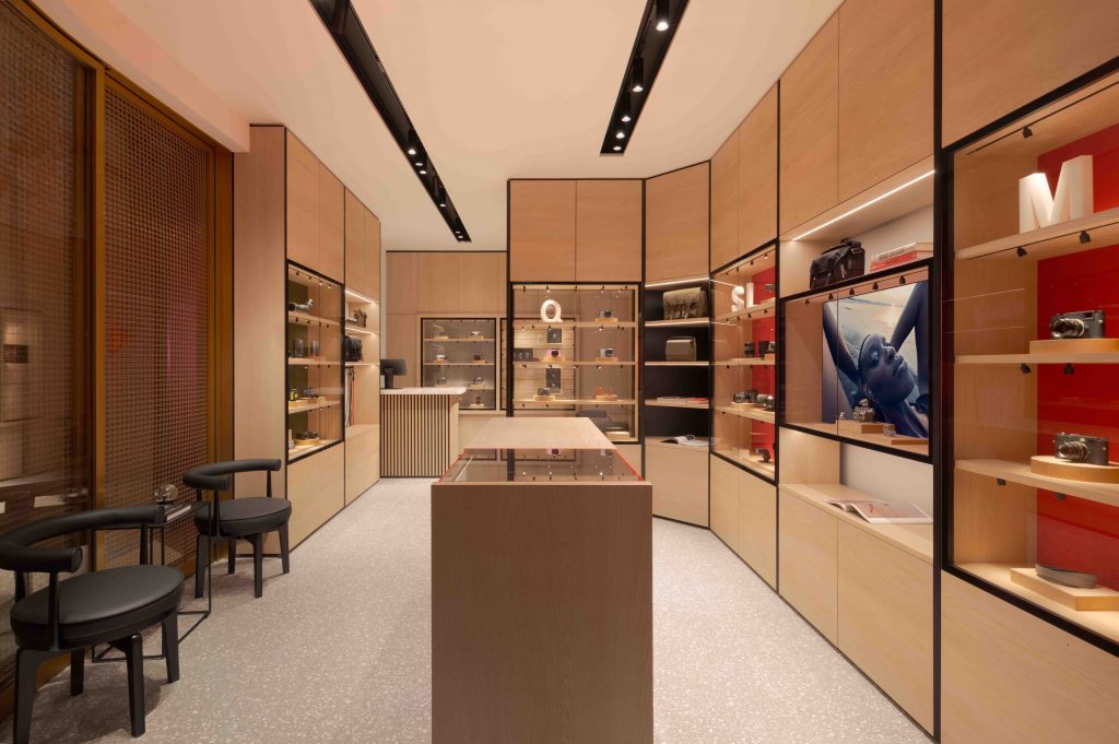 Leica Unveils Revamped ION Orchard Store to Mark 100 Years of Innovation - Alvinology
