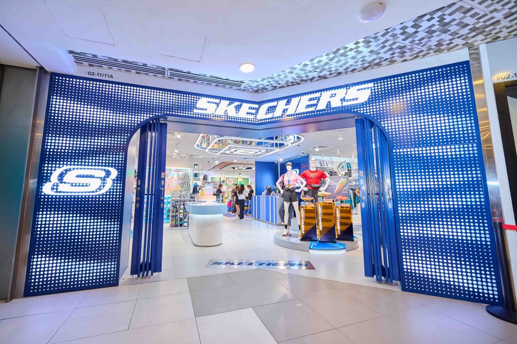 Skechers Reopens Revamped Bugis Flagship with K-pop Star MINNIE from I-DLE - Alvinology
