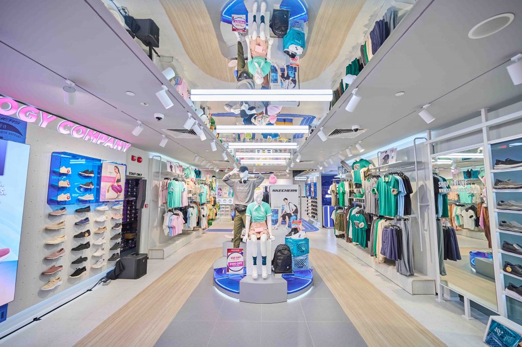 Skechers Reopens Revamped Bugis Flagship with K-pop Star MINNIE from I-DLE - Alvinology