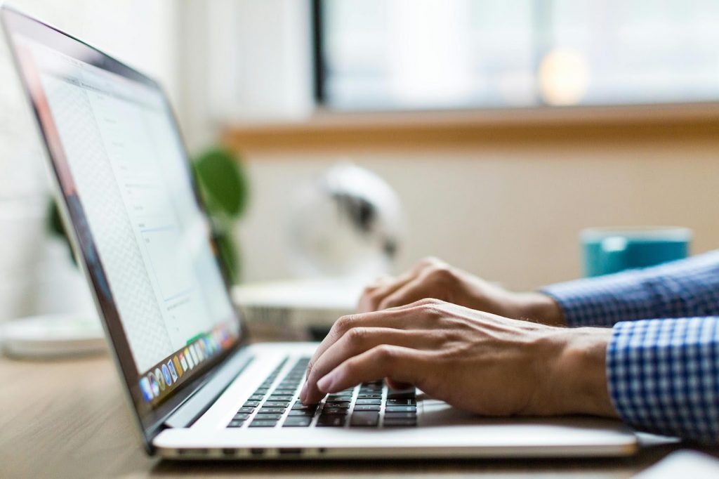 Understanding How PAMM Accounts Operate in Financial Markets - Alvinology