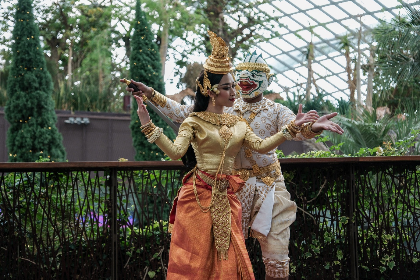 UNESCO-Recognised Cambodian Dance and Art Take Centre Stage at Gardens by the Bay for SG60 - Alvinology