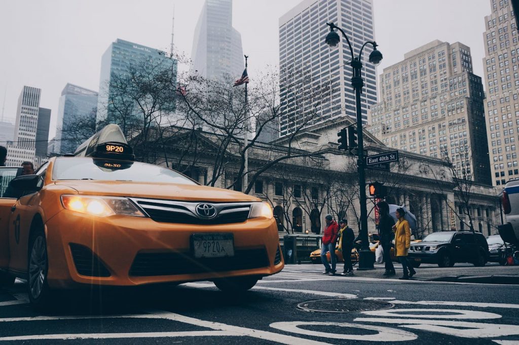 7 Travel Scenarios Where Airport Transfers Are Essential - Alvinology
