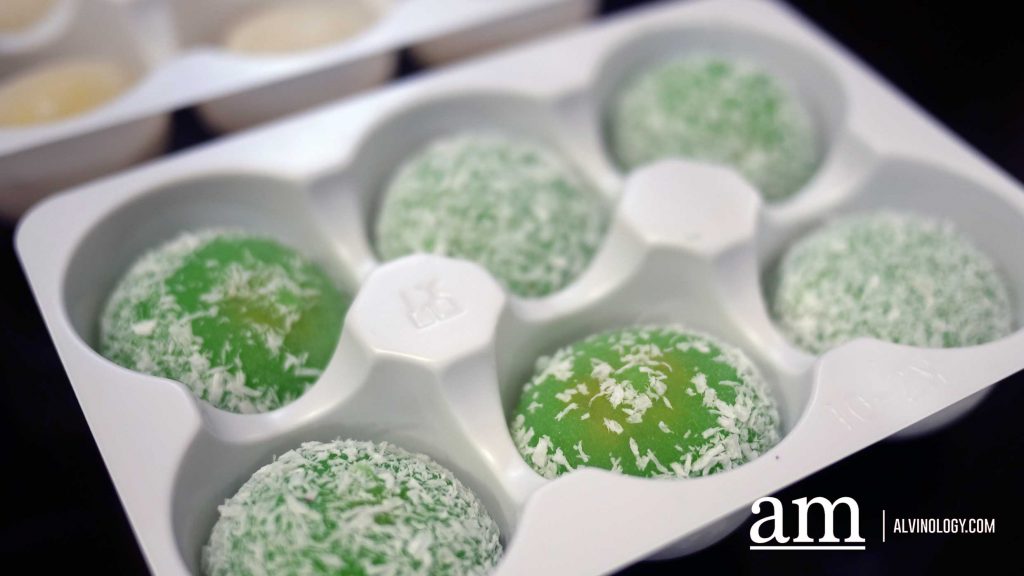 [Review] Durian Bakery’s New MSW Ondeh Mochi: A Must-Try Singaporean Innovation on a Classic Treat - Alvinology