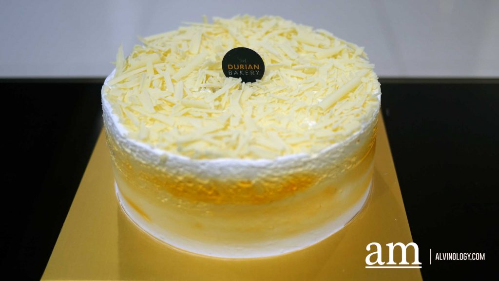 [Review] Durian Bakery’s New MSW Ondeh Mochi: A Must-Try Singaporean Innovation on a Classic Treat - Alvinology