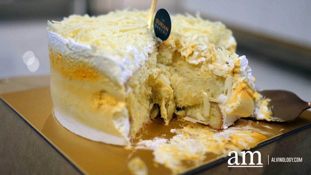 [Review] Durian Bakery’s New MSW Ondeh Mochi: A Must-Try Singaporean Innovation on a Classic Treat - Alvinology