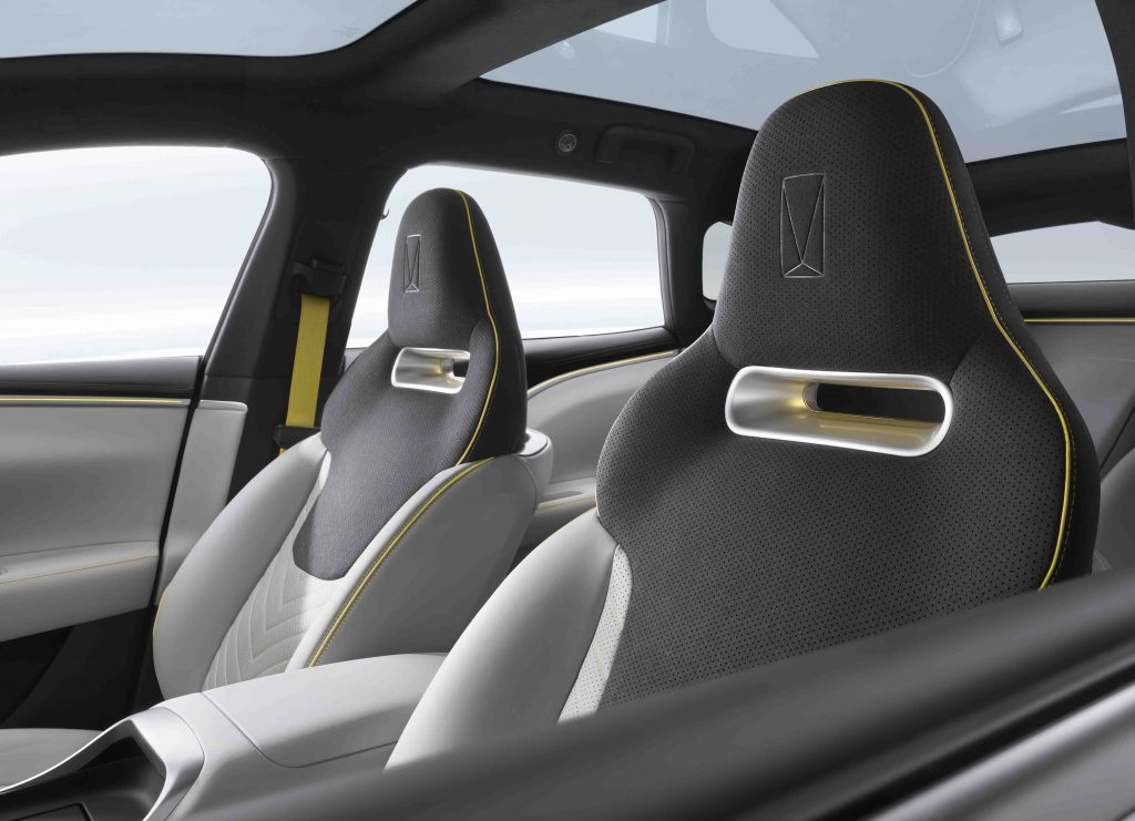 AVATR Debuts in Singapore with Flagship EV, the AVATR 11, at Capella Launch Event - Alvinology