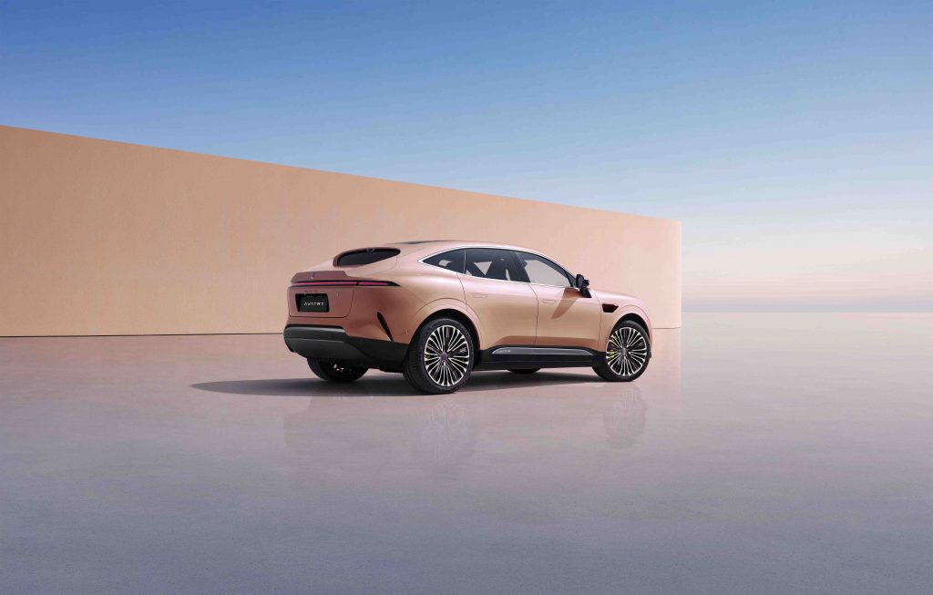 AVATR Debuts in Singapore with Flagship EV, the AVATR 11, at Capella Launch Event - Alvinology