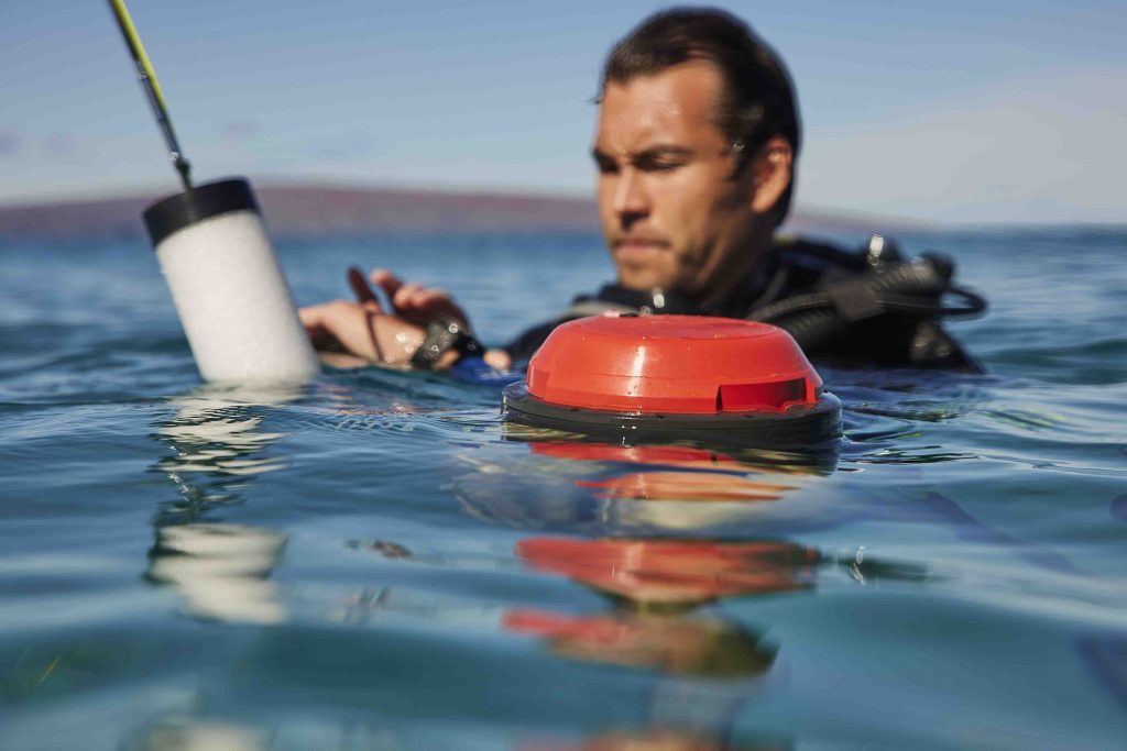 Garmin Descent S1 Smart Buoy to Revolutionize Dive Safety and Communication - Alvinology