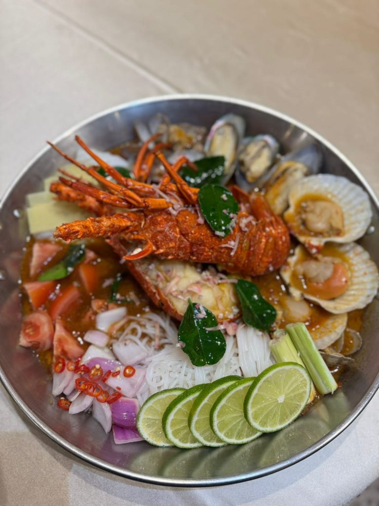 Capitol Singapore and CHIJMES Celebrate SG60 with “Blooming Singapore” Festival - Alvinology