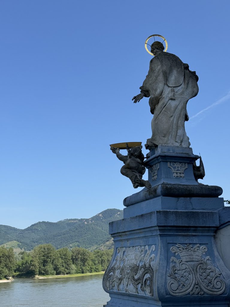 Austria Travelogue: How I Explored Vienna, Salzburg & Dürnstein with Scoot’s Direct Flight from Singapore - Alvinology