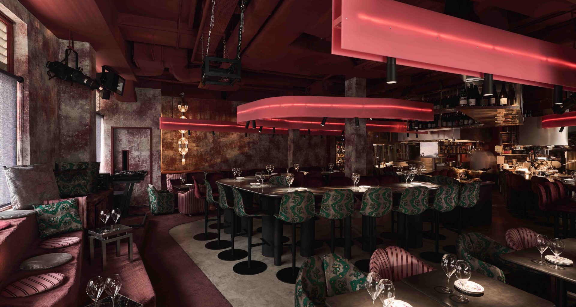 Big Wine Freaks Brings Bold Flavours, Fine Wine, and Party Vibes to Singapore’s Dining Scene - Alvinology
