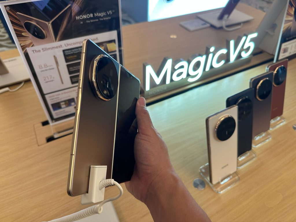 HONOR Magic V5 Launches in Singapore: The World’s Slimmest Foldable with Flagship Power - Alvinology