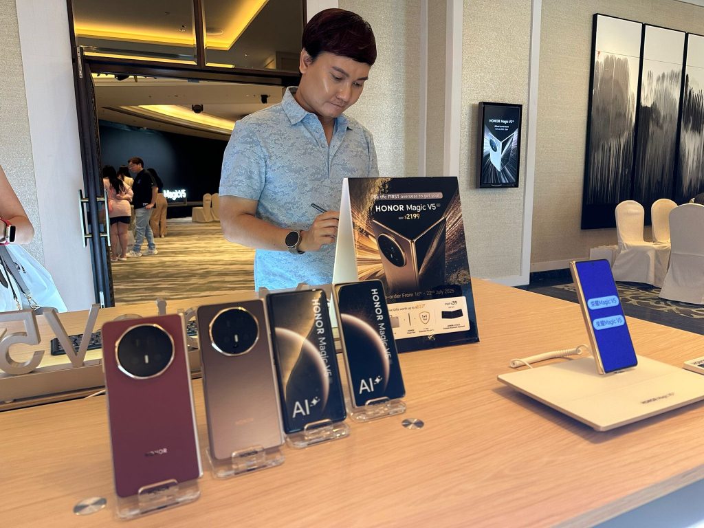 HONOR Magic V5 Launches in Singapore: The World’s Slimmest Foldable with Flagship Power - Alvinology