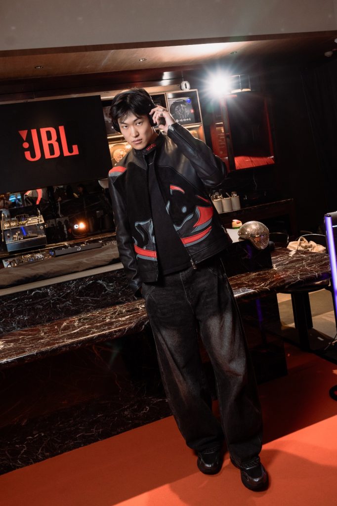 JBL Wows Singapore with Sip & Sound Café Takeover of PPP Coffee at New Bahru, alongside debut of their Tour One M3 Headphones - Alvinology