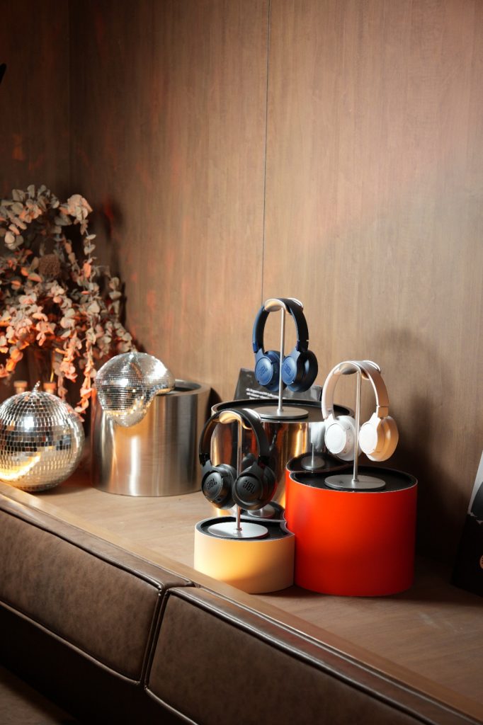 JBL Wows Singapore with Sip & Sound Café Takeover of PPP Coffee at New Bahru, alongside debut of their Tour One M3 Headphones - Alvinology