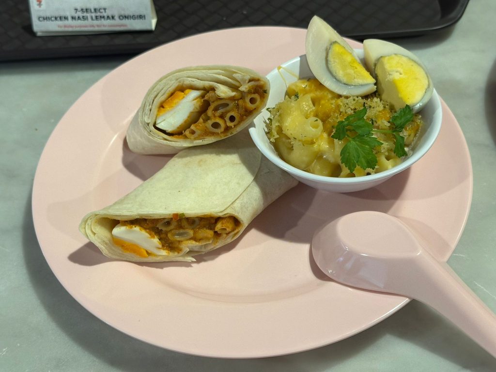 7-Eleven Launches SG60-Inspired Local Delights and Collectibles, Including Milo Lava Cake, Laksa Wrap and Nasi Lemak Onigiri - Alvinology