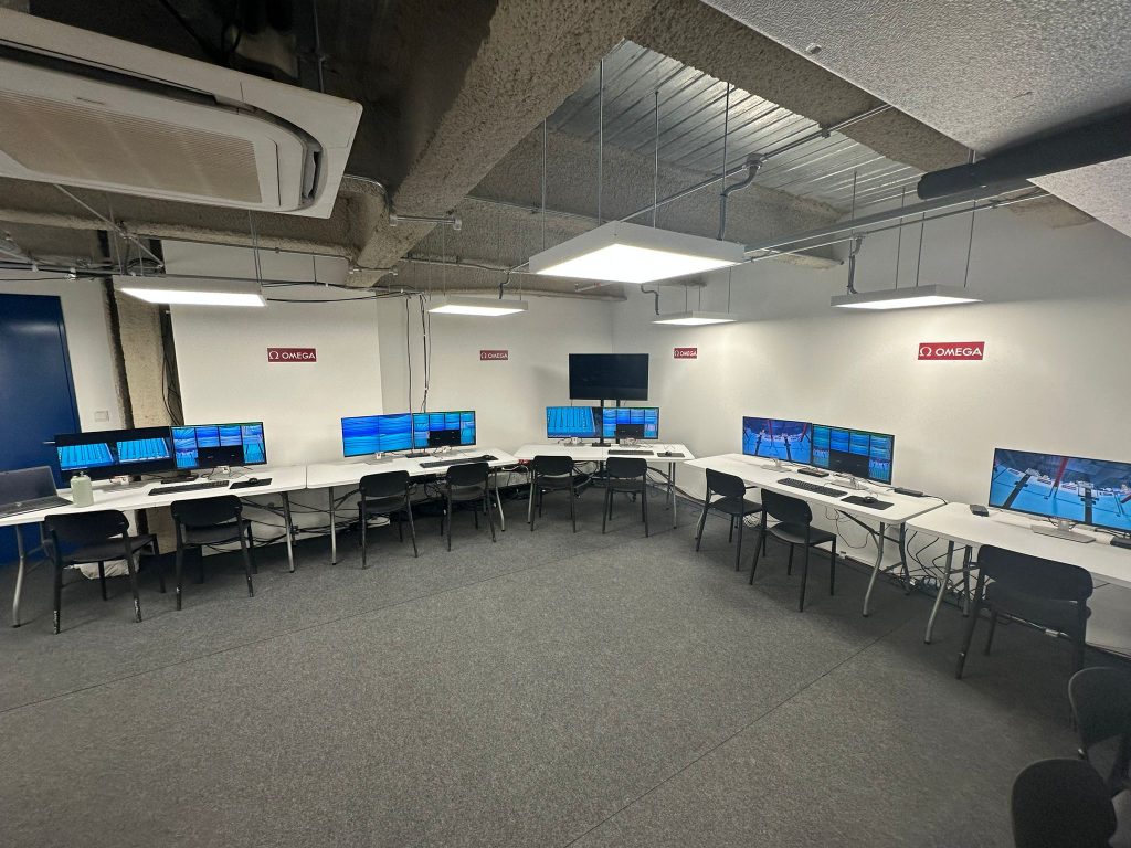 Behind the Scenes with Sony at the World Aquatics Championships 2025 - Alvinology