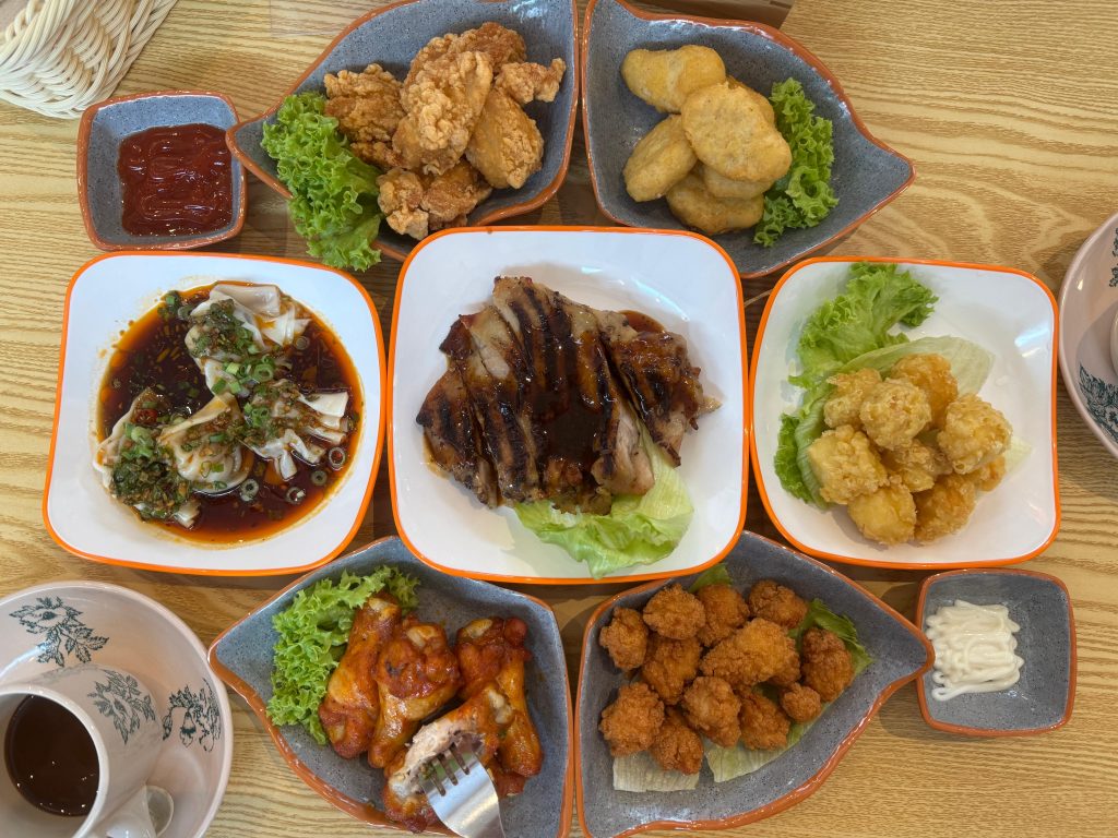 Hidden Gem in Lengkok Bahru for Pet Lovers! Spacious Café, SG60 Treats at Bailey & Patch Café located in Enabling Village - Alvinology