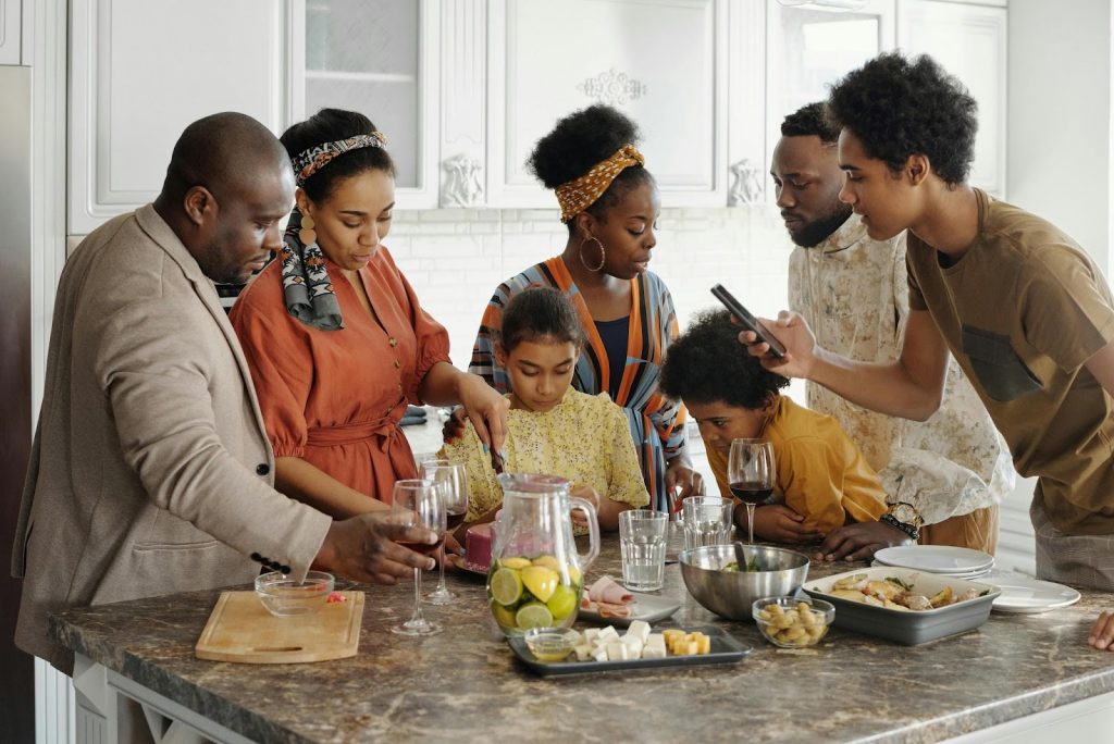 What to Wear When the Family Gathering Calls for Elegance - Alvinology