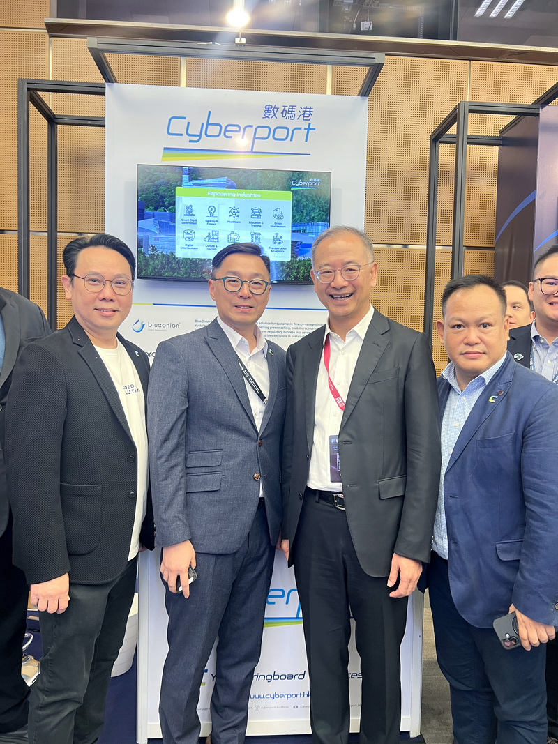 Cyberport Leads Start-ups to MyFintech Week in Malaysia Cyberport led a delegation of its FinTech start-ups to participate in MyFintech Week 2025, held in Kuala Lumpur from 4 to 7 August. During the event, Cyberport witnessed its community start-ups signing multiple Memoranda of Understanding with international and local FinTech partners, promoting cross-border innovation and strengthening ties between Hong Kong and the ASEAN region in FinTech and innovative technology applications.