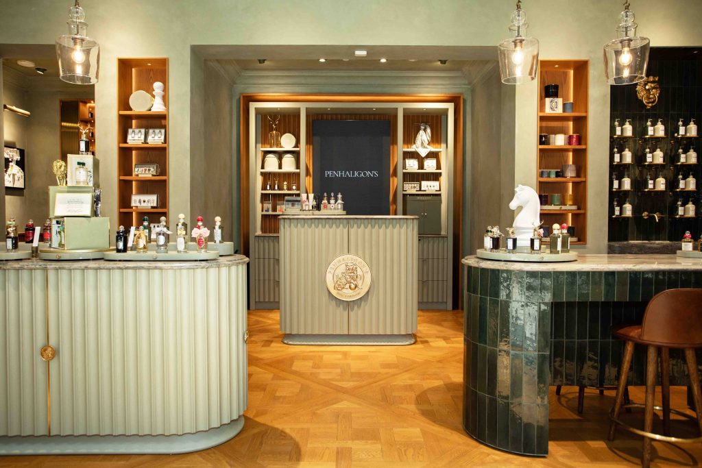 Penhaligon’s Reopens at Marina Bay Sands with a Bold New William’s Green Concept Penhaligon’s Reopens at Marina Bay Sands with a Bold New William’s Green Concept - Alvinology