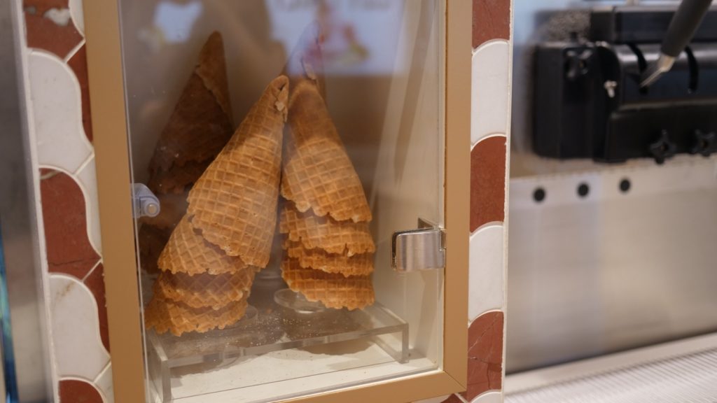 Australian Cult-favourite Yogurt Brand, Yo-Chi, Opens First Singapore Outlet with Snaking Queue Ahead of Launch - Alvinology