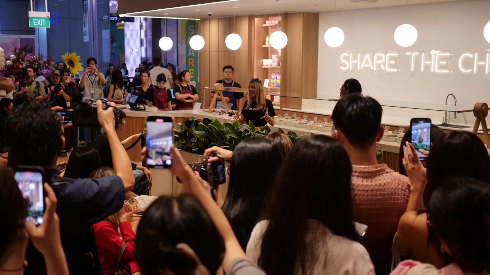 Australian Cult-favourite Yogurt Brand, Yo-Chi, Opens First Singapore Outlet with Snaking Queue Ahead of Launch - Alvinology