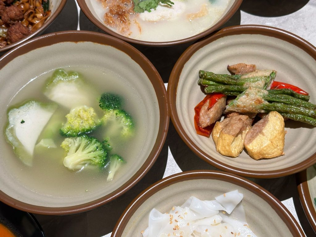 [Review] Hawkers’ Street @ Tang Plaza Unites Six Michelin-Starred Hawkers Under One Roof - Alvinology