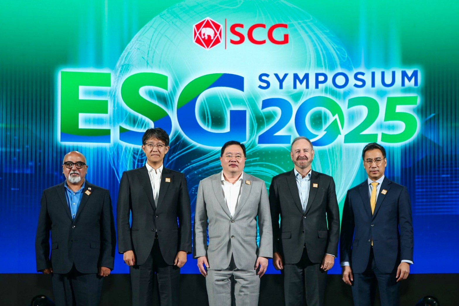 Government-Private Sector-Civil Society Unite with Global Experts to Accelerate Green Transition Propelling Thailand Toward Low-Carbon Society Leading international speakers sharing perspectives and approaches for transitioning to sustainability at the ESG Symposium 2025 at SCG Headquarters, Bangkok, Thailand
