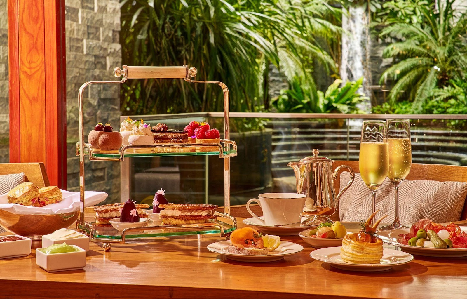 10|SCOTTS at Grand Hyatt Singapore Returns with a Revamped Afternoon Tea and New Evening Indulgence - Alvinology