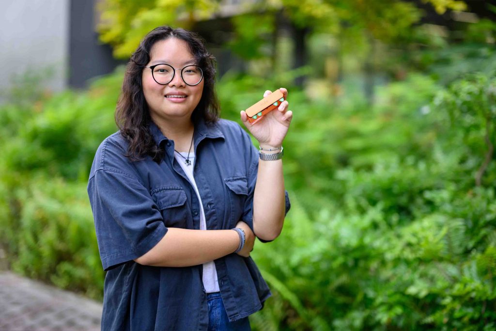 NUS Graduate Wins James Dyson Award with Life-Changing Diabetes Invention - Alvinology