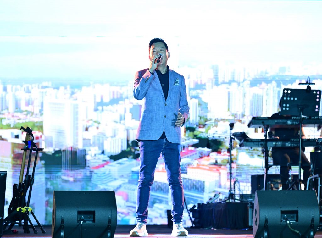 SG60 Concert at OTH Unites 5,000 in Music, Heritage, and Giving - Alvinology