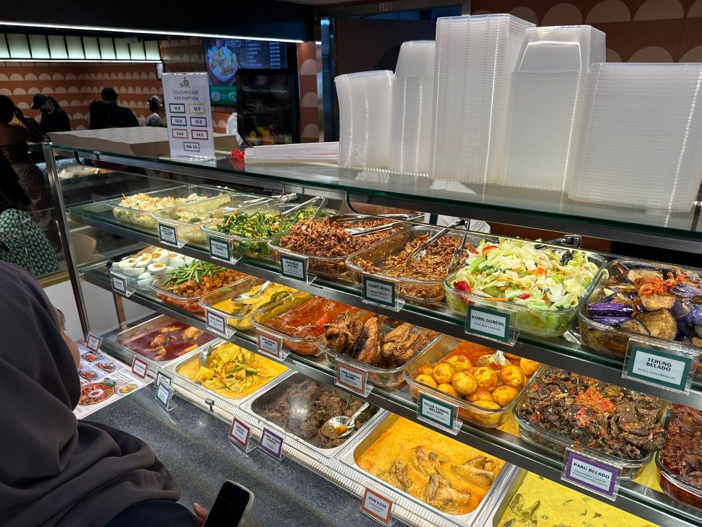 [PROMO ALERT] VivoCity's Basement 2 Transforms into an Expanded Dining Destination with Sprawling Food Hall and Debut Brands like Kikanbo Ramen and Giraffa - Alvinology