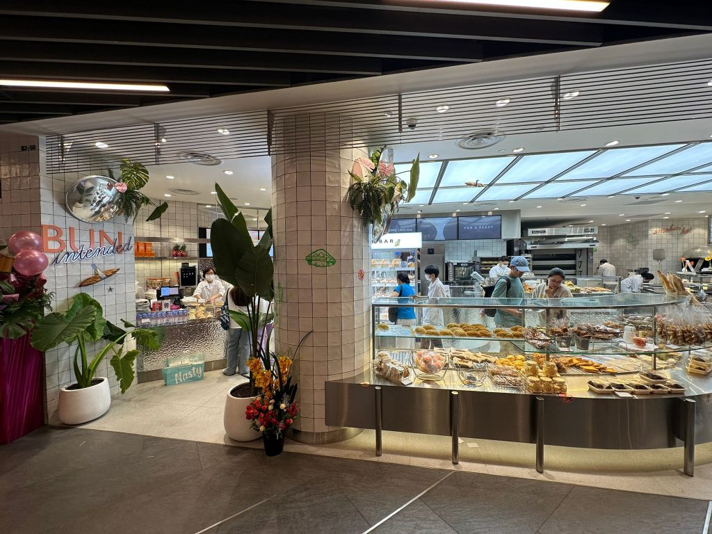 [PROMO ALERT] VivoCity's Basement 2 Transforms into an Expanded Dining Destination with Sprawling Food Hall and Debut Brands like Kikanbo Ramen and Giraffa - Alvinology