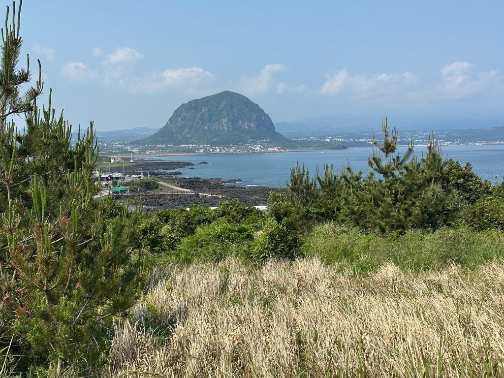 Your Next Long Weekend: A Curated 4-Day Jeju Itinerary Packed with Culture, Nature and Unique Experiences - Alvinology