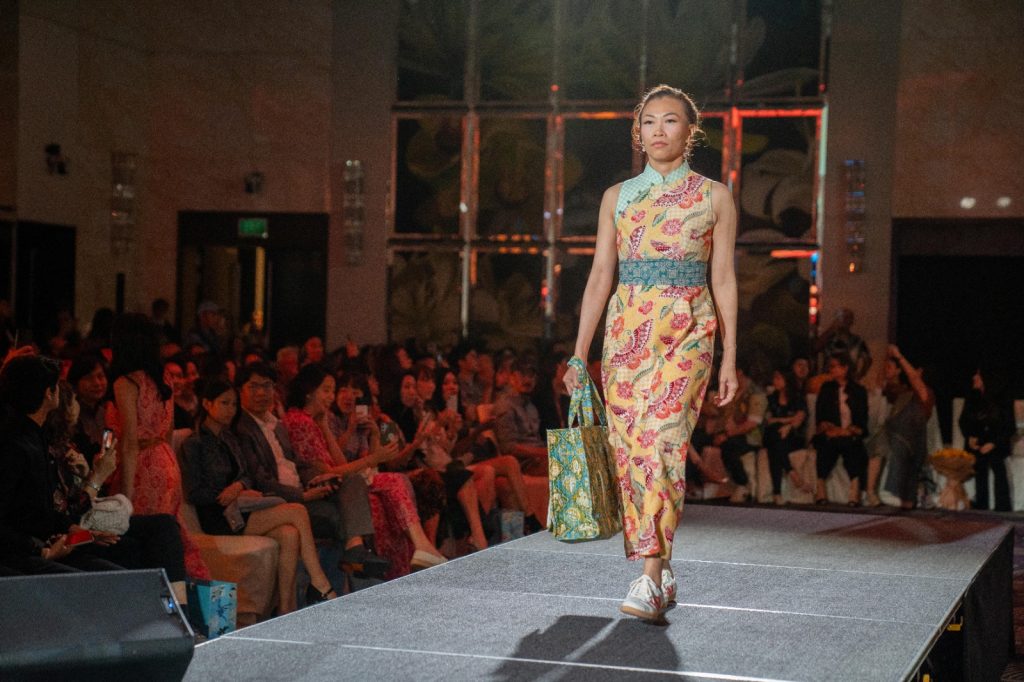 Survivors Shine on the Runway at Fashion For Cancer’s Third Edition with Mayor Baey Yam Keng Leading the Way Survivors Shine on the Runway at Fashion For Cancer’s Third Edition with Mayor Baey Yam Keng Leading the Way - Alvinology