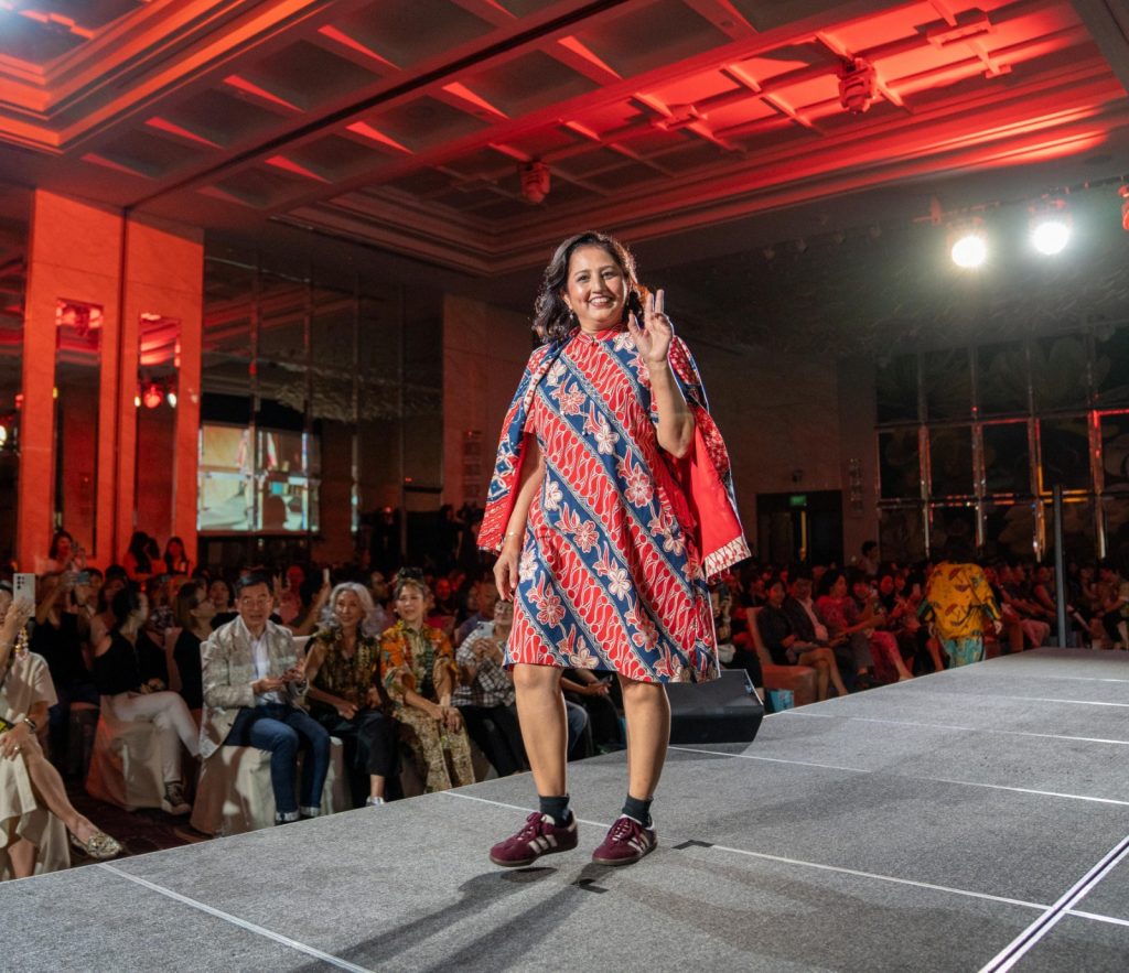 Survivors Shine on the Runway at Fashion For Cancer’s Third Edition with Mayor Baey Yam Keng Leading the Way Survivors Shine on the Runway at Fashion For Cancer’s Third Edition with Mayor Baey Yam Keng Leading the Way - Alvinology