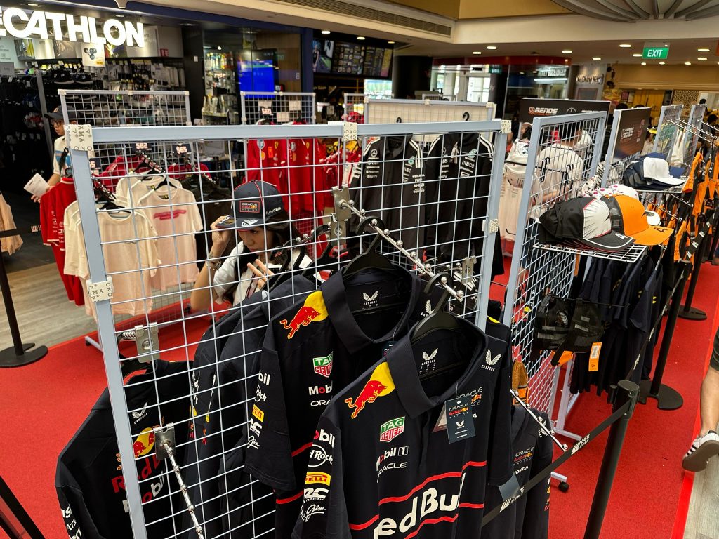 Velocity@Novena Square Revs Up for F1 with Simulator and Exclusive Collectibles Velocity@Novena Square Revs Up for F1 with Simulator and Exclusive Collectibles - Alvinology