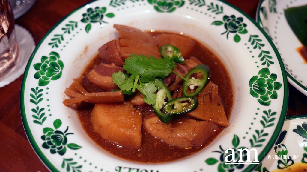 [Review] A Taste of Peranakan Home: Bibik Violet is Violet Oon's New Casual Café Gem - Alvinology