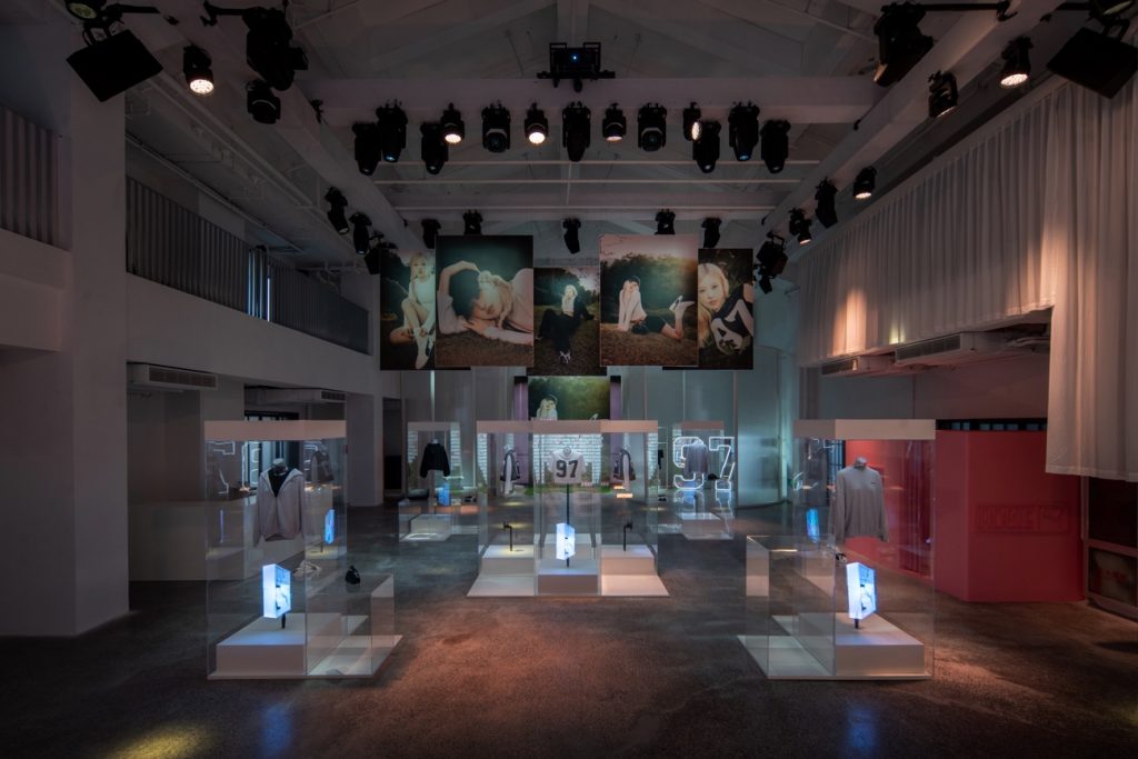 PUMA x Rosé Blooms in Shanghai with Immersive Global Launch PUMA x Rosé Blooms in Shanghai with Immersive Global Launch - Alvinology