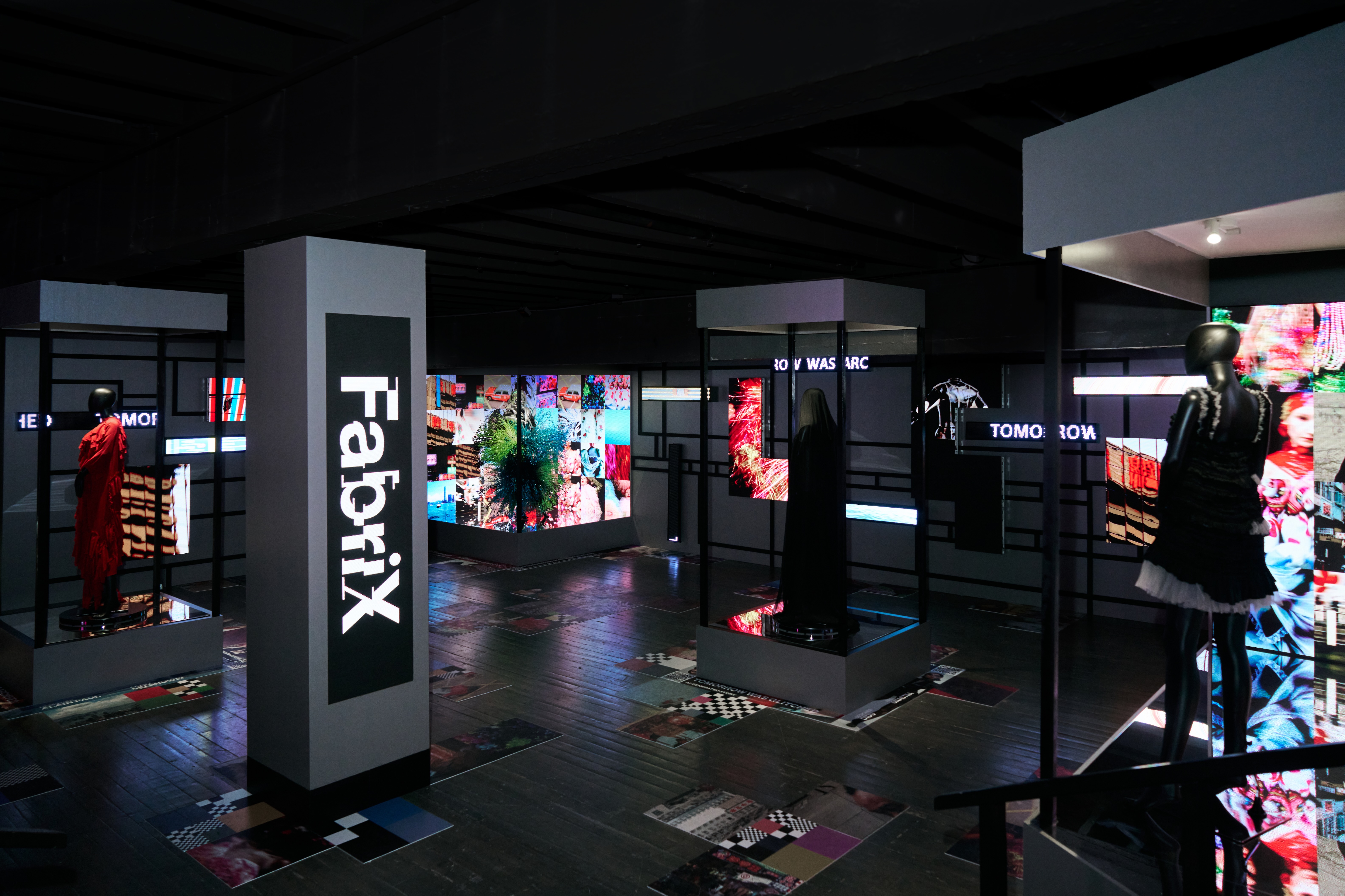 00 FabriX Paris Fashion Week 2025 Exhibition 1