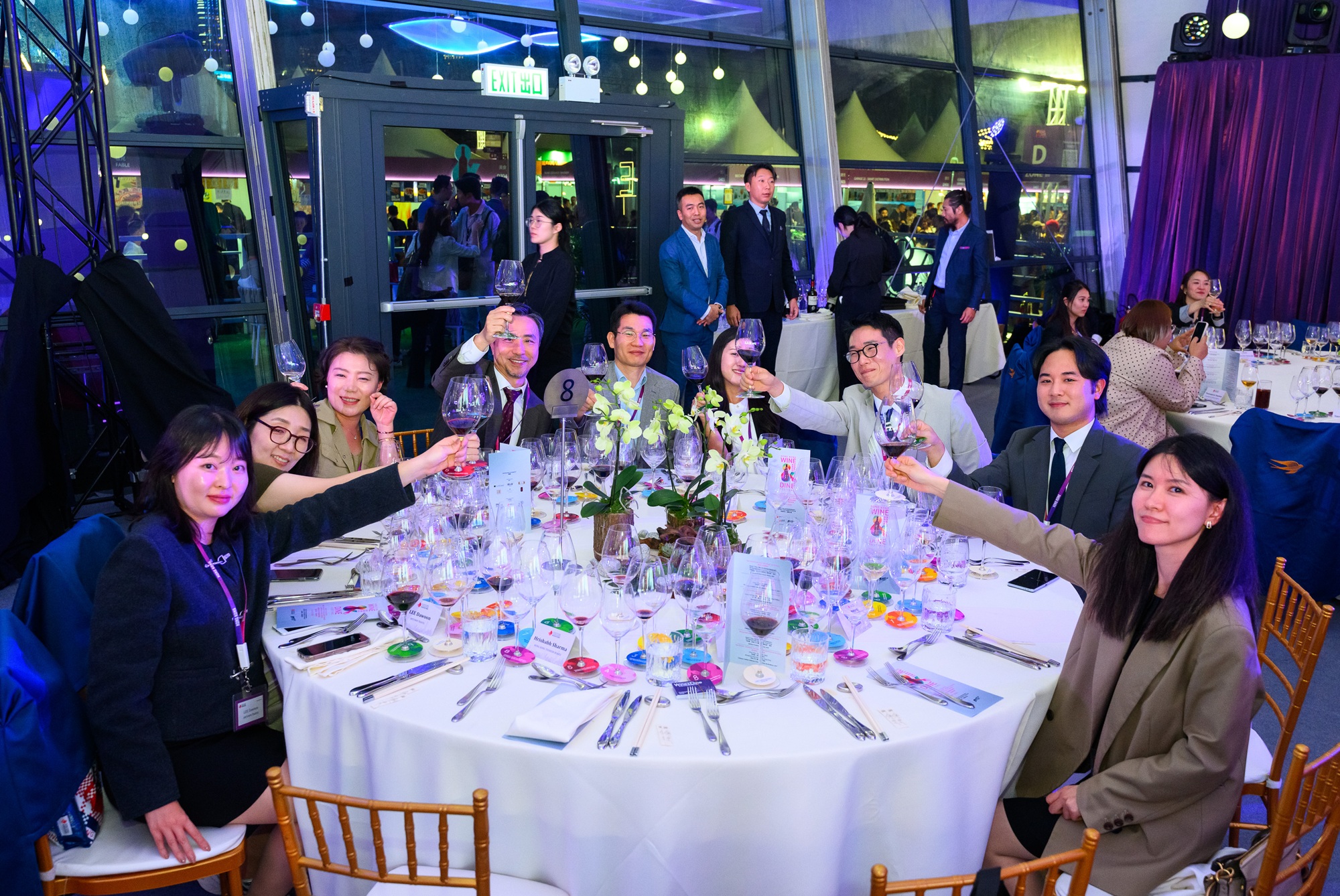 Hong Kong Tourism Board Remixes Business Events with World-Class Gastronomy at Wine & Dine Festival Guests enjoy an exquisite Cantonese dinner