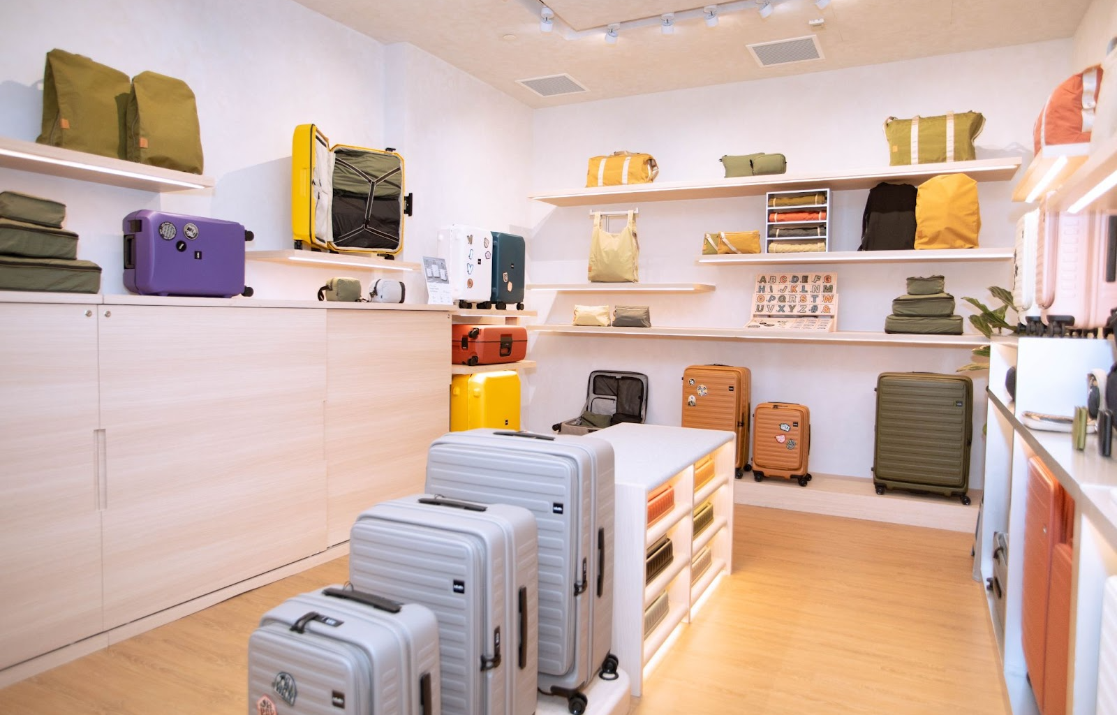 LOJEL Opens Design-Led Pop-Up at VivoCity, Unveiling New Voja Collection in Ivory - Alvinology