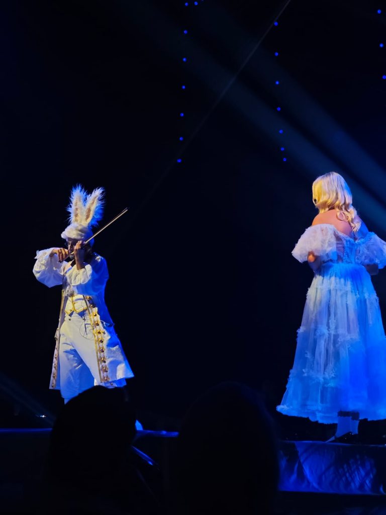 [Review] Cirque Alice Brings a Whimsical Wonderland to Marina Bay Sands This October - Alvinology
